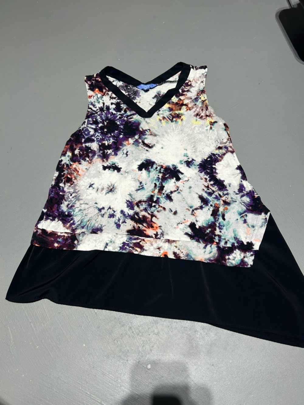 Simply Vera Vera Wang Multi-Colored Sleeveless Shirt (Women’s XL)